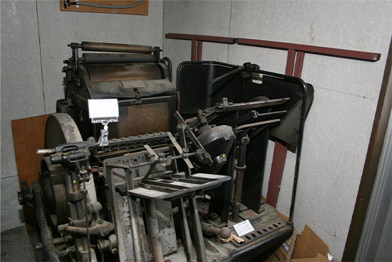 プラテン活版印刷機